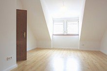 Schlafzimmer 2 DG 3-Zimmer-Wohlf�hl-Oase mit ca. 100 m� Wohnfl�che in Otzberg/Lengfeld