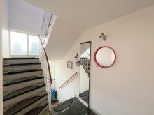 Treppenhaus Renovierungsbed�rftiges Ein- Zweifamilienhaus mit Fernblick in Ro�dorf