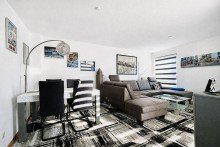 Wohnzimmer 3-Zimmer-Maisonette- Wohnung in Gro�-Zimmern mit TG-Stellplatz.