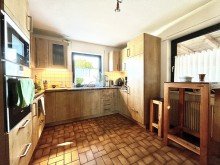 K�che EG **Freistehendes Einfamilienhaus mit Einliegerwohnung, Garage und Carport.**